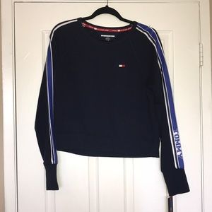 Woman’s light weight sweat shirt/sport